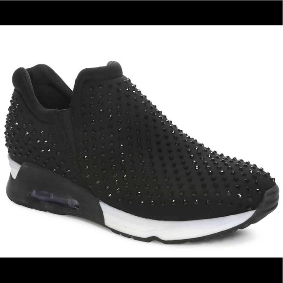 lupo slip on sneaker